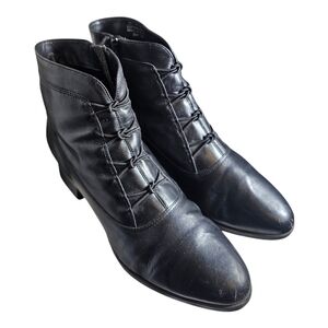 Vintage Laura Scott 'Beth' Genuine Leather Ankle Booties/90s Pixie Boots 9.5